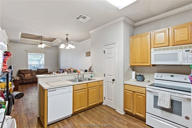 3840-42 Oldenburg Lane, College Station, TX 77845