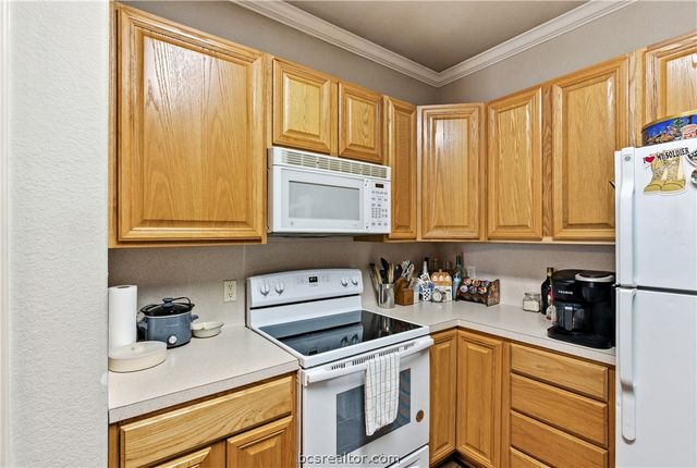 3840-42 Oldenburg Lane, College Station, TX 77845