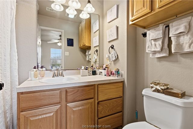 3840-42 Oldenburg Lane, College Station, TX 77845