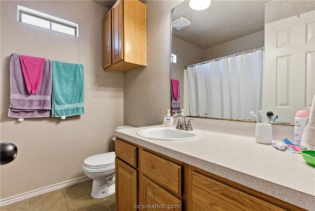 3840-42 Oldenburg Lane, College Station, TX 77845