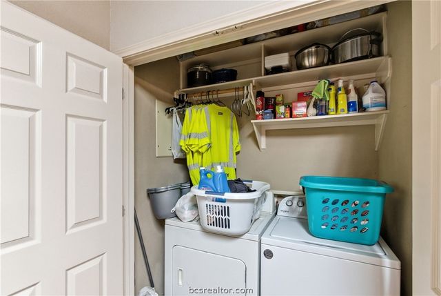 3840-42 Oldenburg Lane, College Station, TX 77845