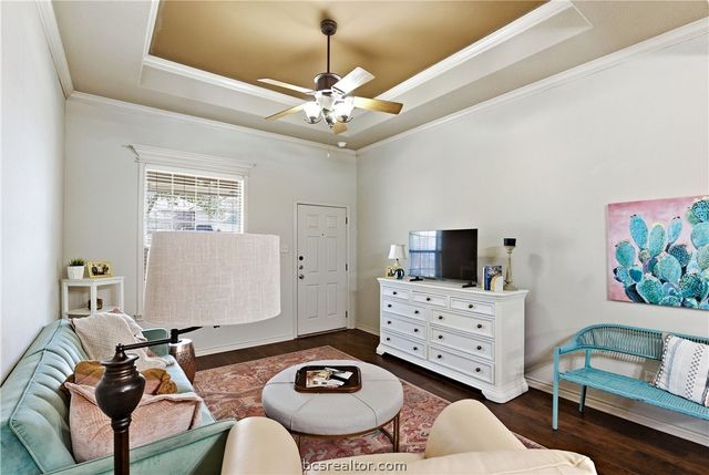 3840-42 Oldenburg Lane, College Station, TX 77845