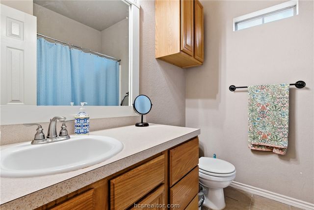 3840-42 Oldenburg Lane, College Station, TX 77845