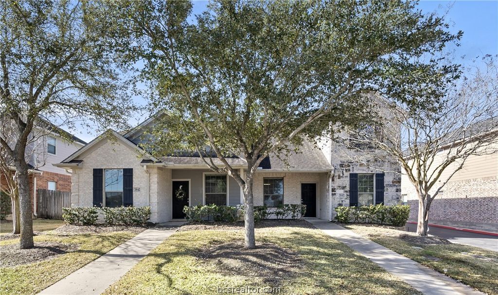 3840-42 Oldenburg Lane, College Station, TX 77845