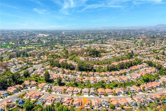 26625 Sierra Vista, Mission Viejo, CA 92692