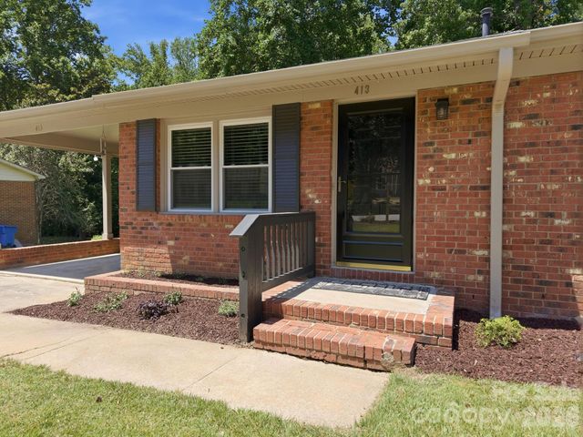 413 E Mclelland Avenue, Mooresville, NC 28115