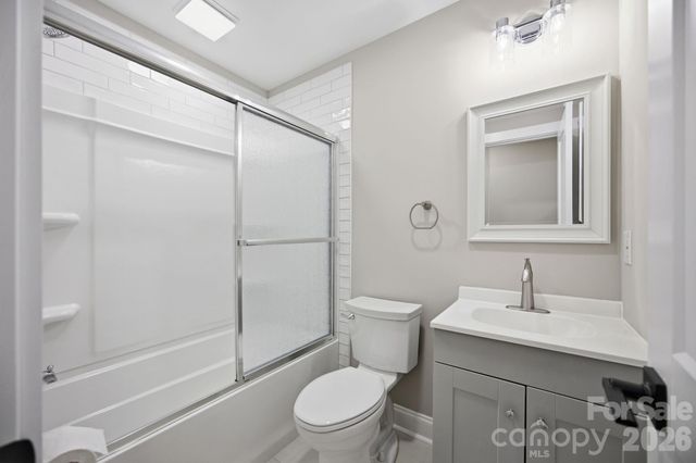 413 E Mclelland Avenue, Mooresville, NC 28115