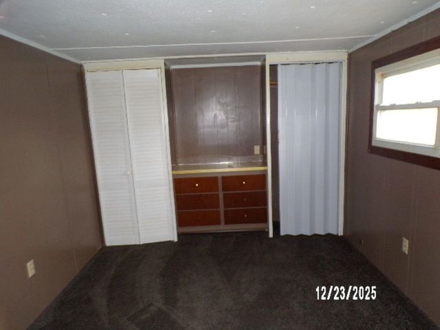 16713 10th Avenue, Carbon Cliff, IL 61239