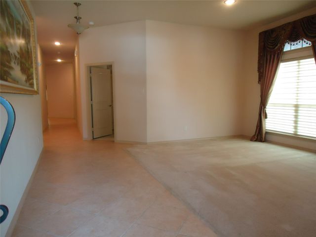 1004 Keats Drive, Desoto, TX 75115