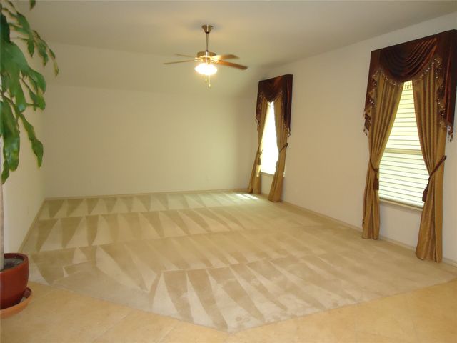 1004 Keats Drive, Desoto, TX 75115