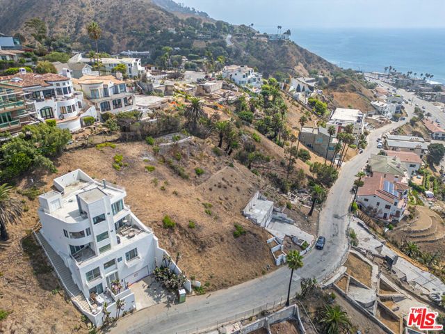 21415 Rambla Vista Road, Malibu, CA 90265