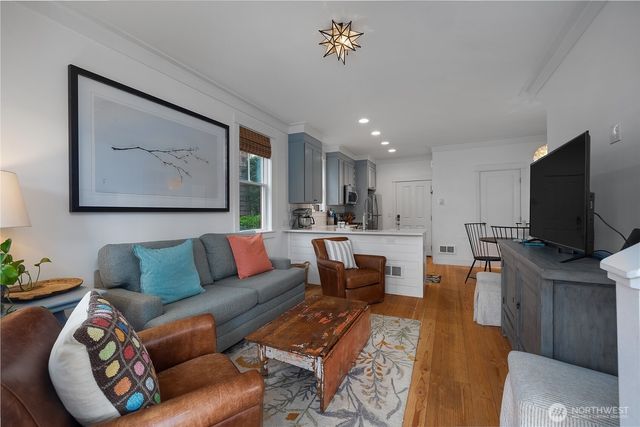 31 Sellwood Lane, Pacific Beach, WA 98571