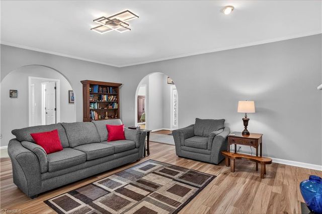 166 River Hill Drive, Advance, NC 27006