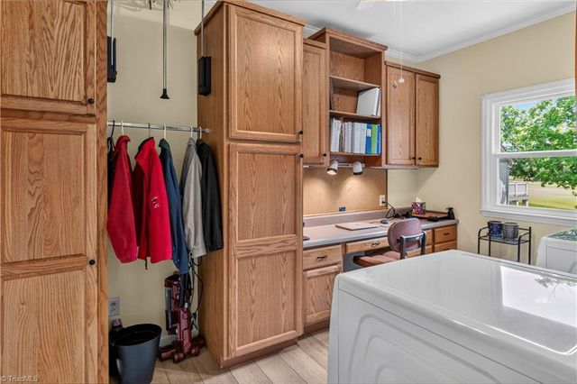 166 River Hill Drive, Advance, NC 27006