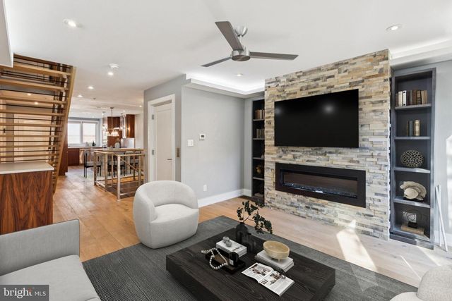 719 S 20TH ST, Philadelphia, PA 19146