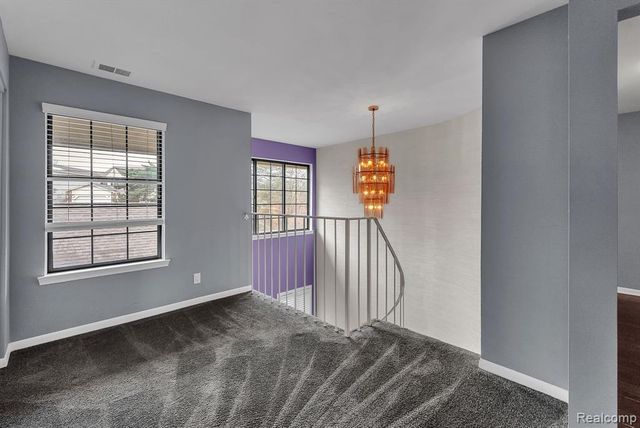 7258 Creeks Bend Court, West Bloomfield, MI 48322