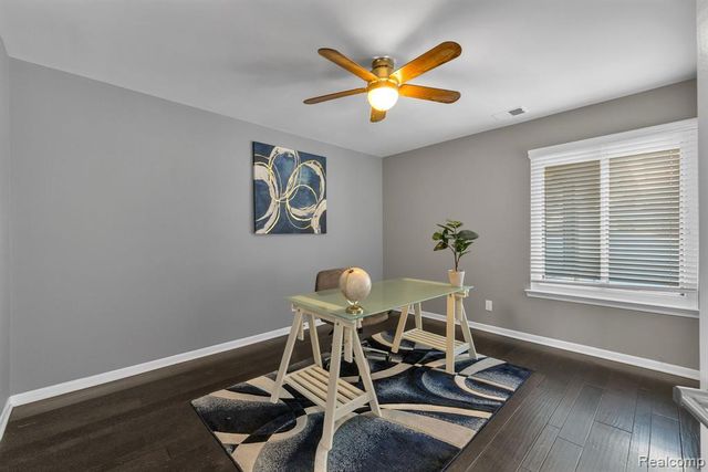 7258 Creeks Bend Court, West Bloomfield, MI 48322