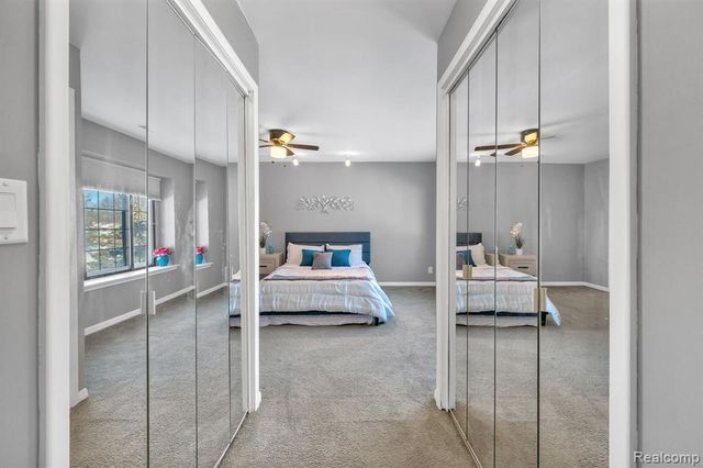 7258 Creeks Bend Court, West Bloomfield, MI 48322