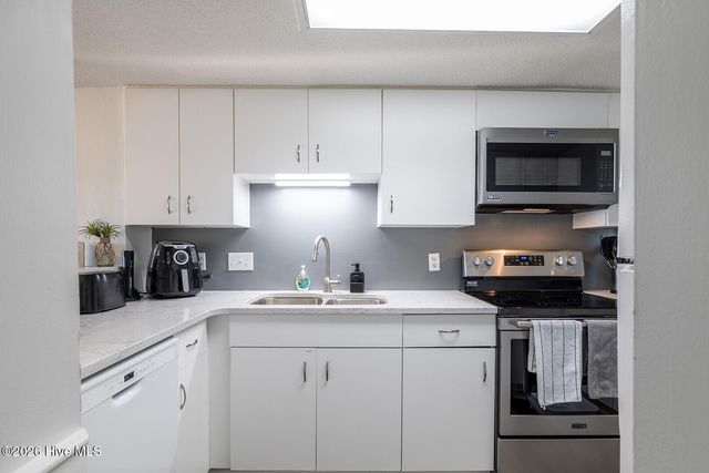 8801 Reed Drive 115w, Emerald Isle, NC 28594