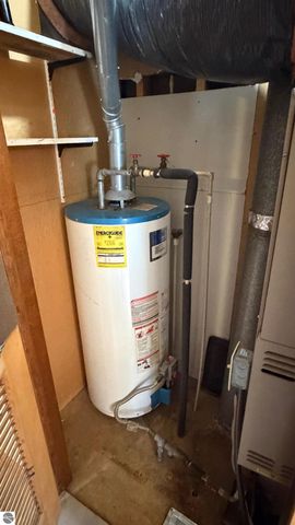 6455 N Geneva Road, Coleman, MI 48618