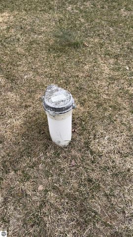 6455 N Geneva Road, Coleman, MI 48618