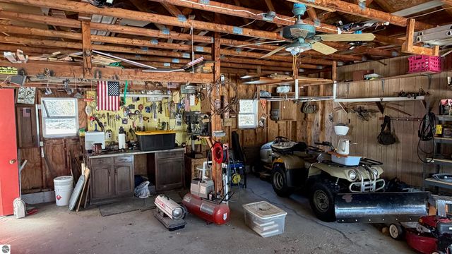 6455 N Geneva Road, Coleman, MI 48618