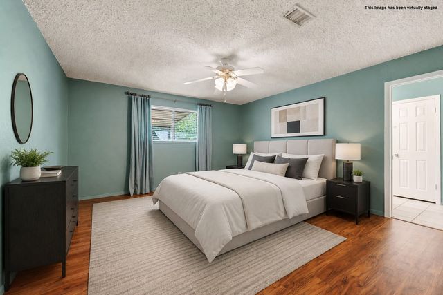 1002 Shady Brook Drive, Grapevine, TX 76051