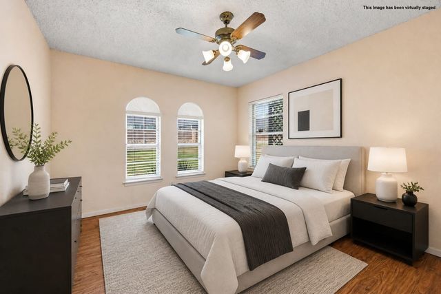 1002 Shady Brook Drive, Grapevine, TX 76051