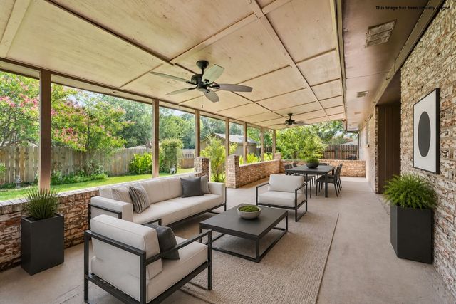 1002 Shady Brook Drive, Grapevine, TX 76051