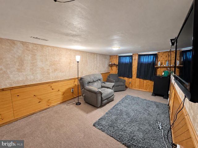 11 S INDEPENDENCE BLVD, New Castle, DE 19720