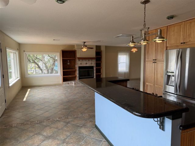 1219 Pilot Lane, Galveston, TX 77554