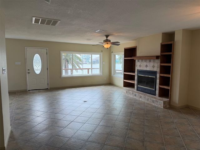 1219 Pilot Lane, Galveston, TX 77554