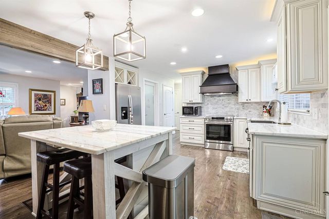 106 Stolz Drive, Middletown, OH 45042