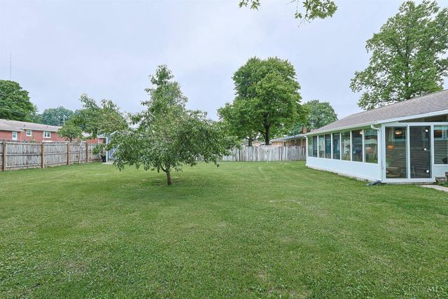 106 Stolz Drive, Middletown, OH 45042
