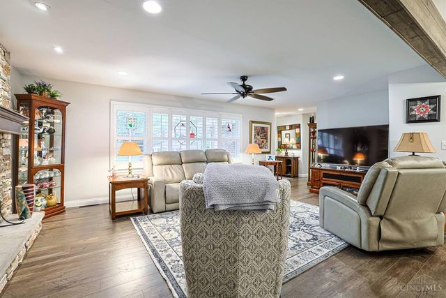 106 Stolz Drive, Middletown, OH 45042