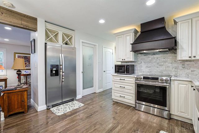 106 Stolz Drive, Middletown, OH 45042