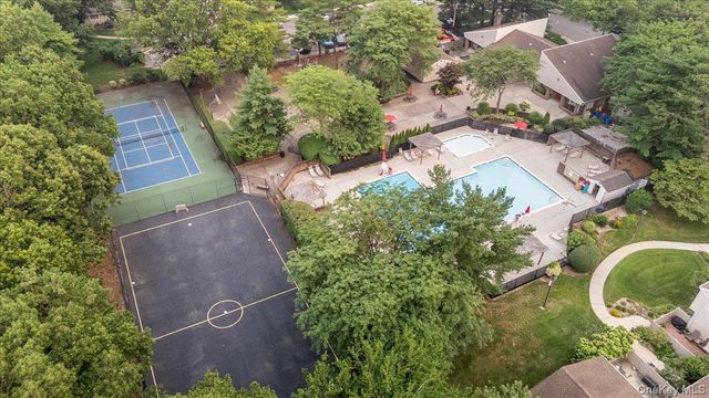 221 Springmeadow Drive J, Holbrook, NY 11741