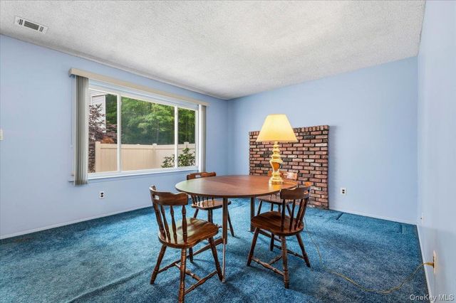 221 Springmeadow Drive J, Holbrook, NY 11741