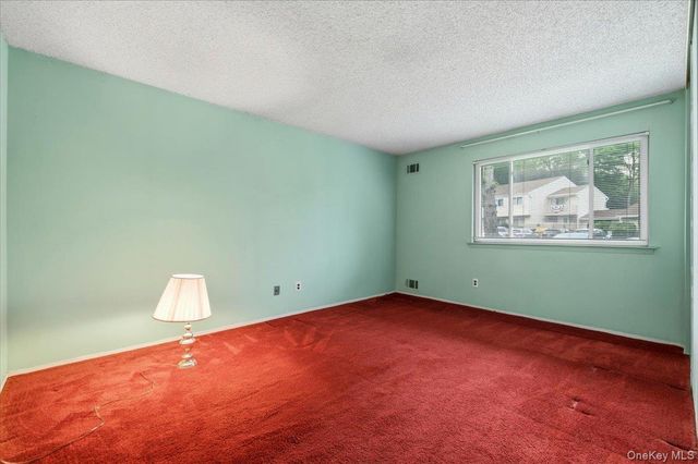 221 Springmeadow Drive J, Holbrook, NY 11741