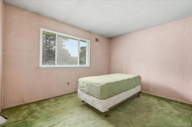 221 Springmeadow Drive J, Holbrook, NY 11741