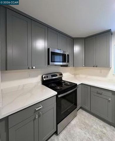 568 Dean Street, Hayward, CA 94541