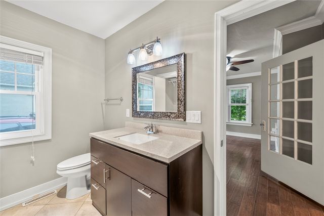 2327 Donald Street, Ames, IA 50014