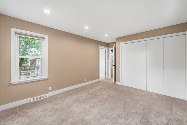 2327 Donald Street, Ames, IA 50014