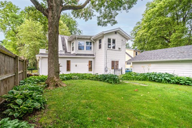 2327 Donald Street, Ames, IA 50014