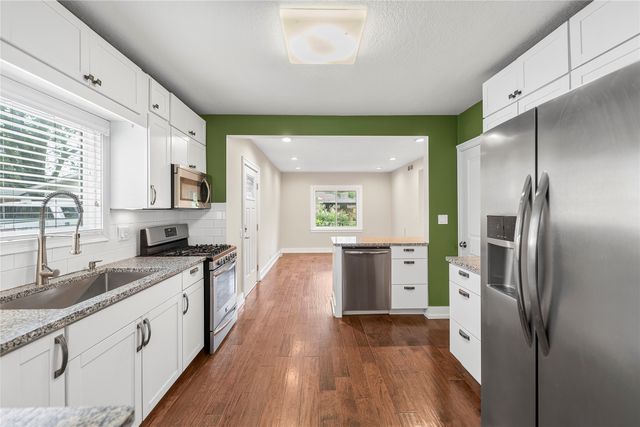 2327 Donald Street, Ames, IA 50014