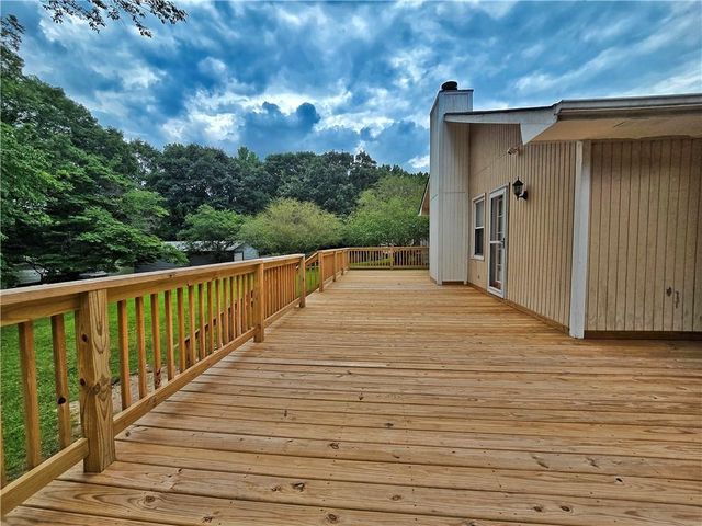 120 ASPEN LAKE Drive, Newnan, GA 30263