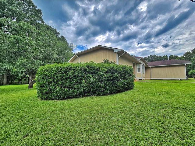 120 ASPEN LAKE Drive, Newnan, GA 30263