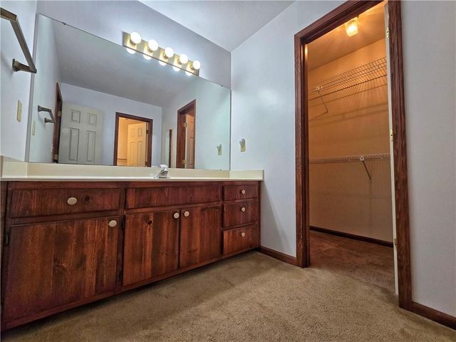 120 ASPEN LAKE Drive, Newnan, GA 30263