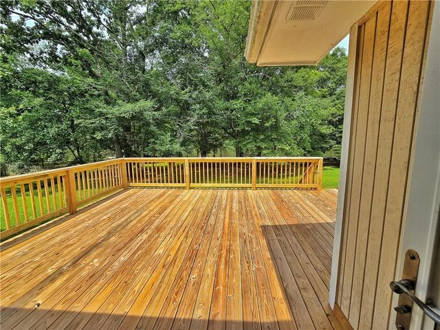 120 ASPEN LAKE Drive, Newnan, GA 30263