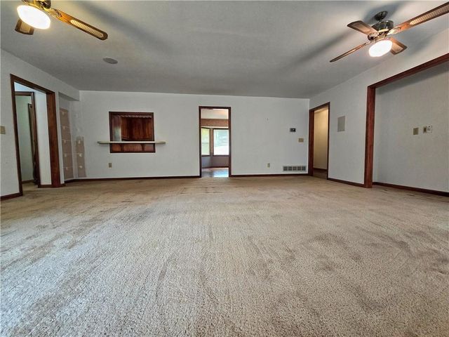 120 ASPEN LAKE Drive, Newnan, GA 30263